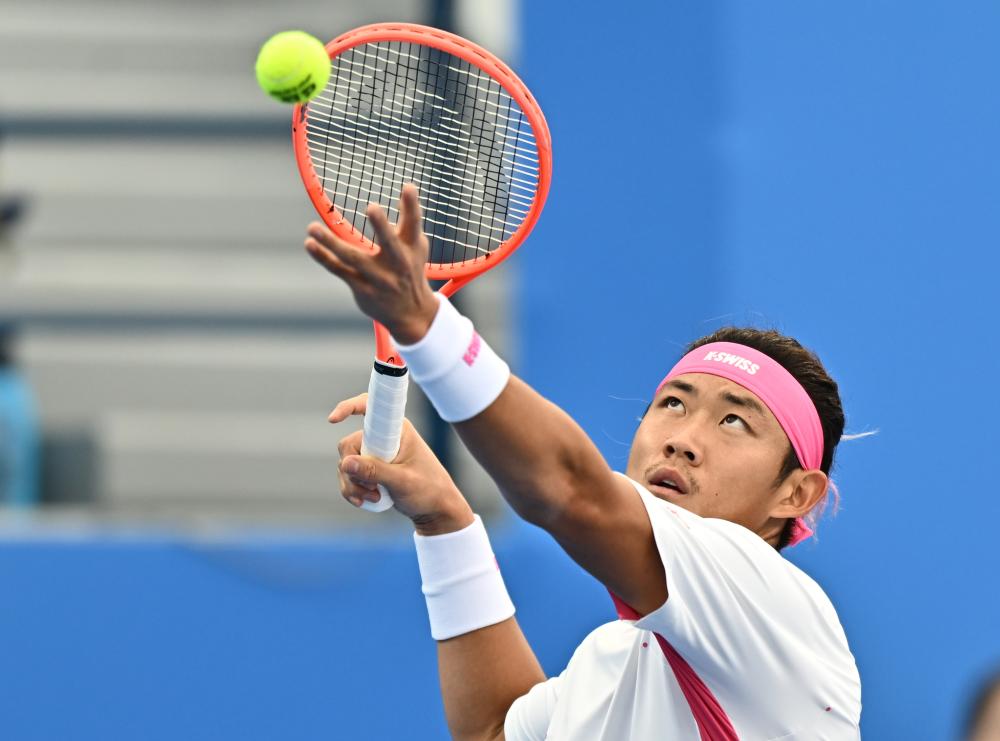 方面明显逊 方面明显逊