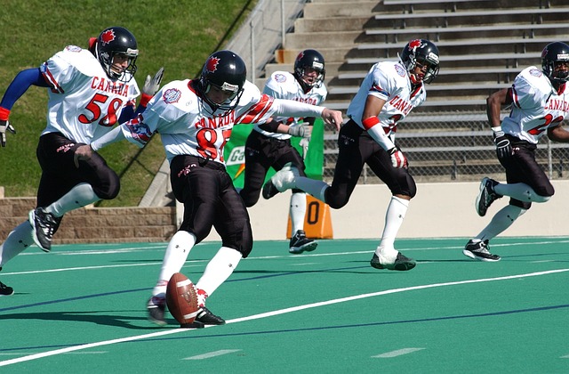 快船锋线老将在高节奏比赛中显力不从心？.